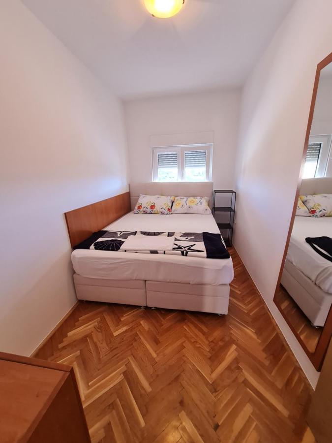 Apartments Niki สเวติ เปตาร์ ภายนอก รูปภาพ